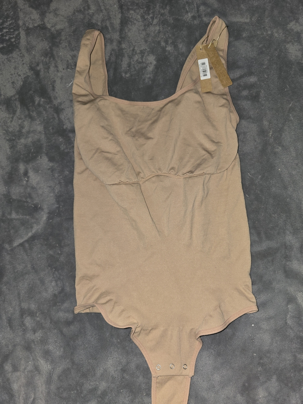 Seamless Scoop Neck Shapewear Bodysuit in Tan